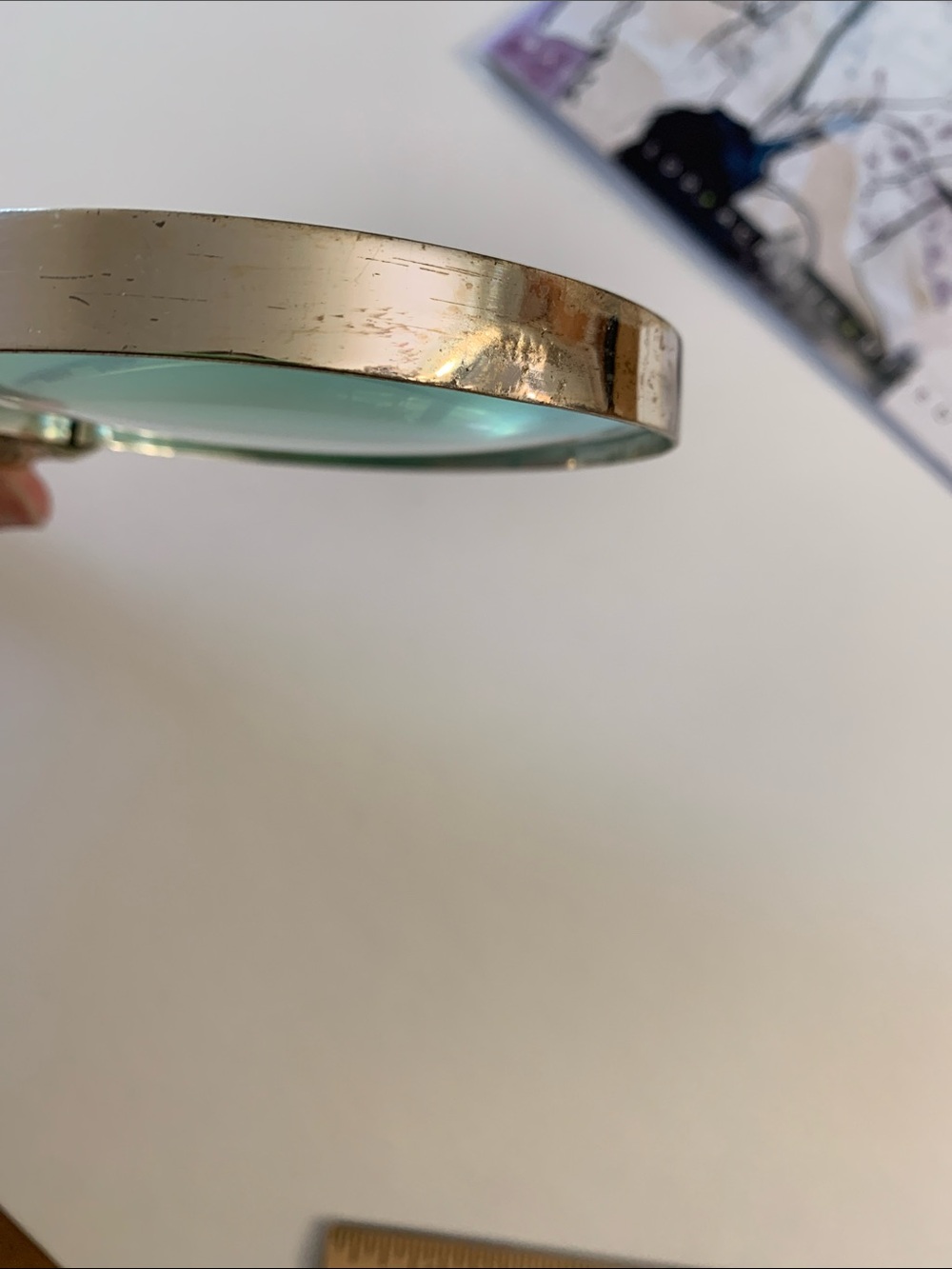 4” Wide Magnifying Glass - Picture 10 of 11